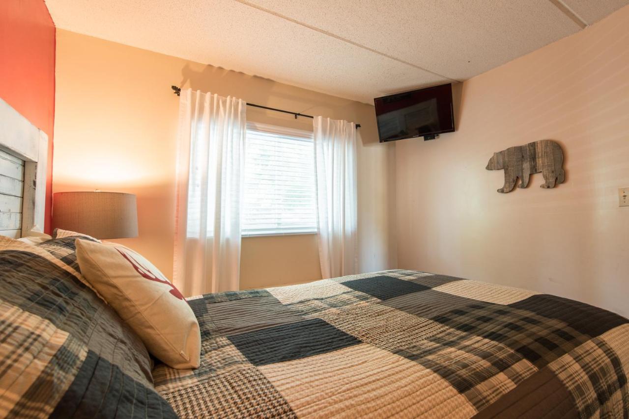 Downtown Gatlinburg Condo Екстер'єр фото