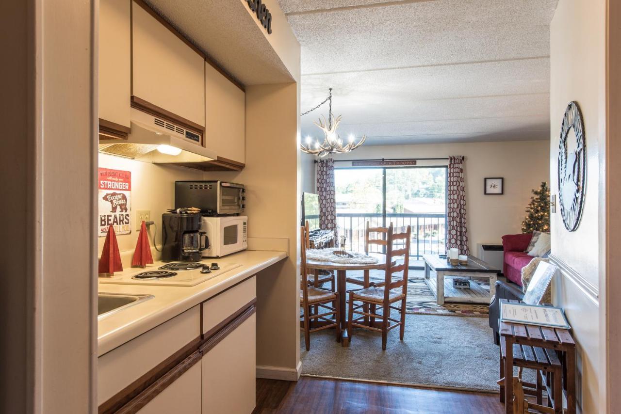 Downtown Gatlinburg Condo Екстер'єр фото